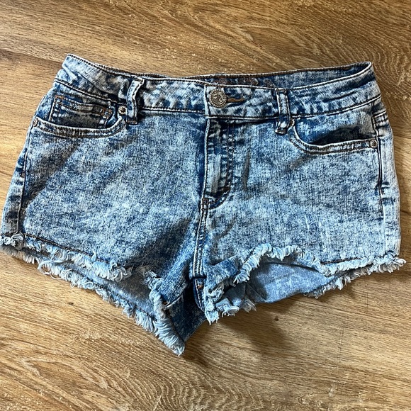 Wax Jean Pants - Woman shorts